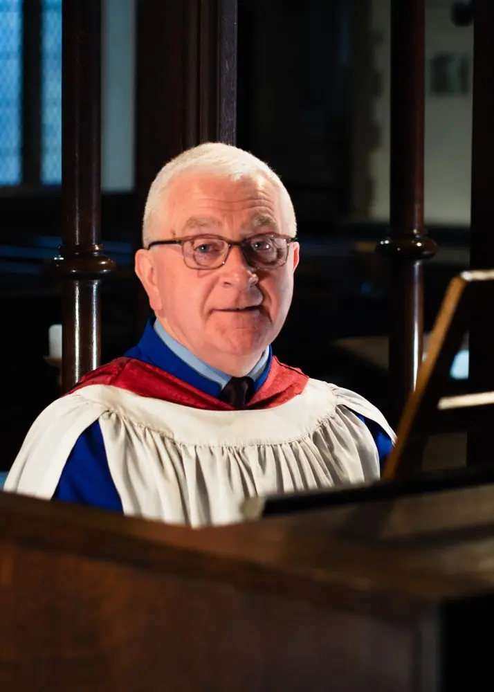 Organist and Choirmaster Gary Hulme